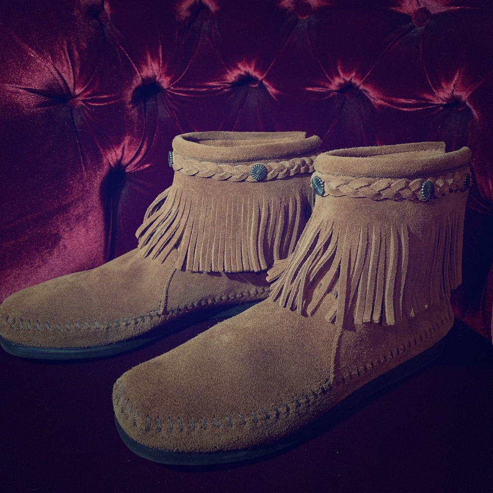 Minnetonka Moccasins 292 !